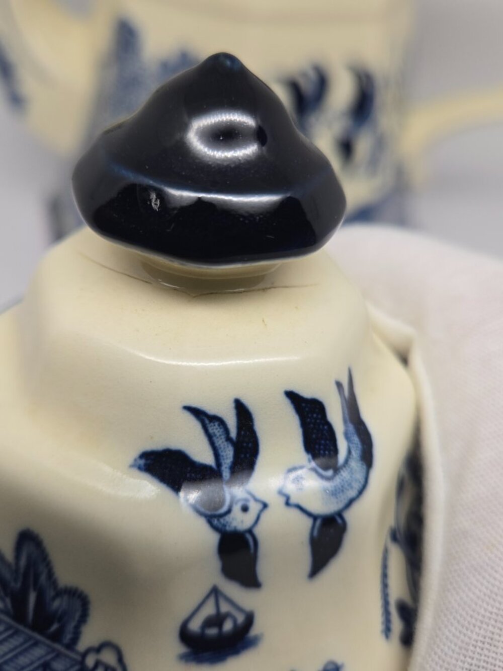 E&C Challinor Ironstone Willow Modern Production Ceramic Teapot, Blue and White - Picture 16 of 16